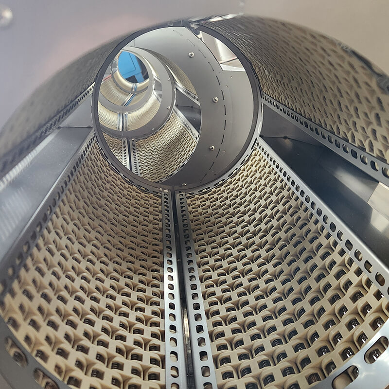 Infrared energy-saving heater, energy-saving heater, injection molding machine heater, extruder heater