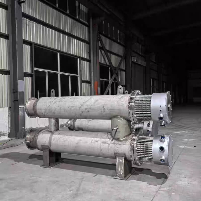 Air heater, pipe heater, oil pipeline heater